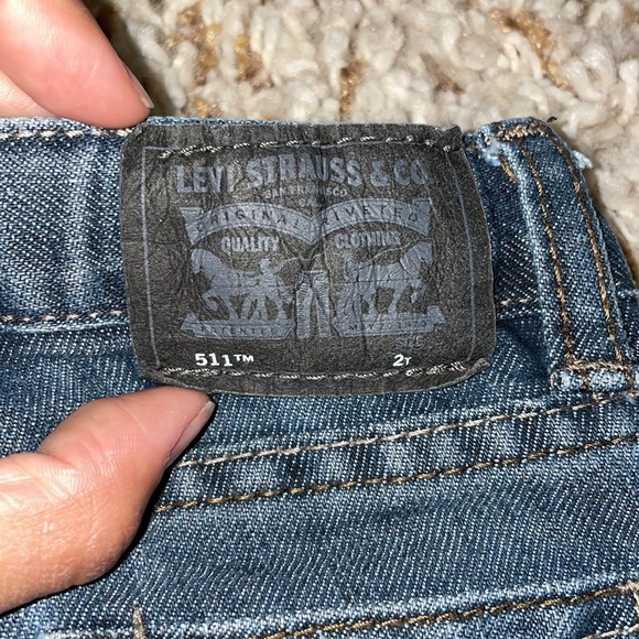 Levi’s toddler size 2T - Picture 5 of 6